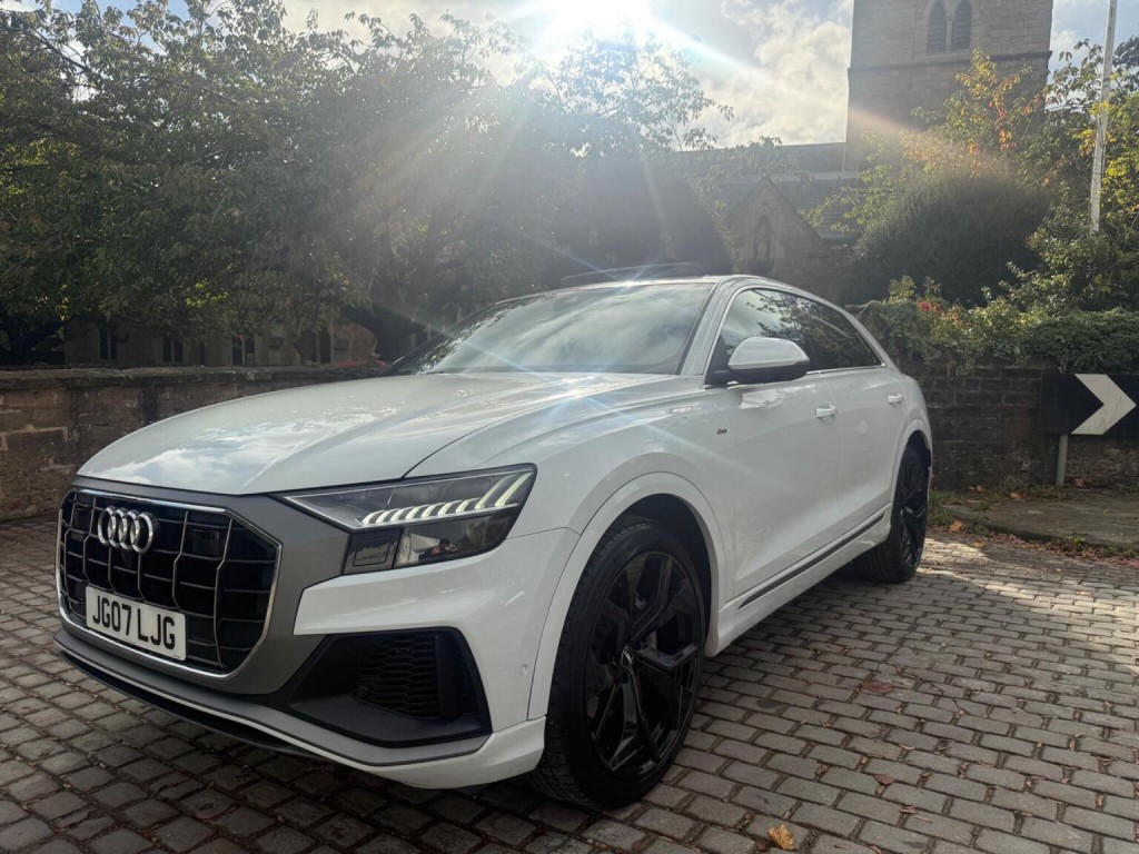 Audi Q8